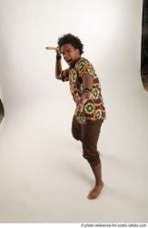 Garson AFRICAN THROWING POSE 
